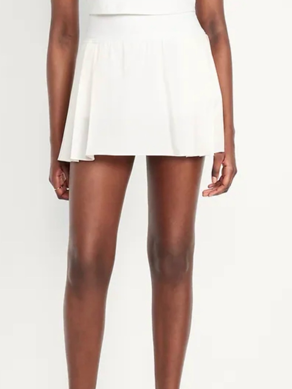 Old Navy Extra High-Waisted StretchTech Pleated Skort